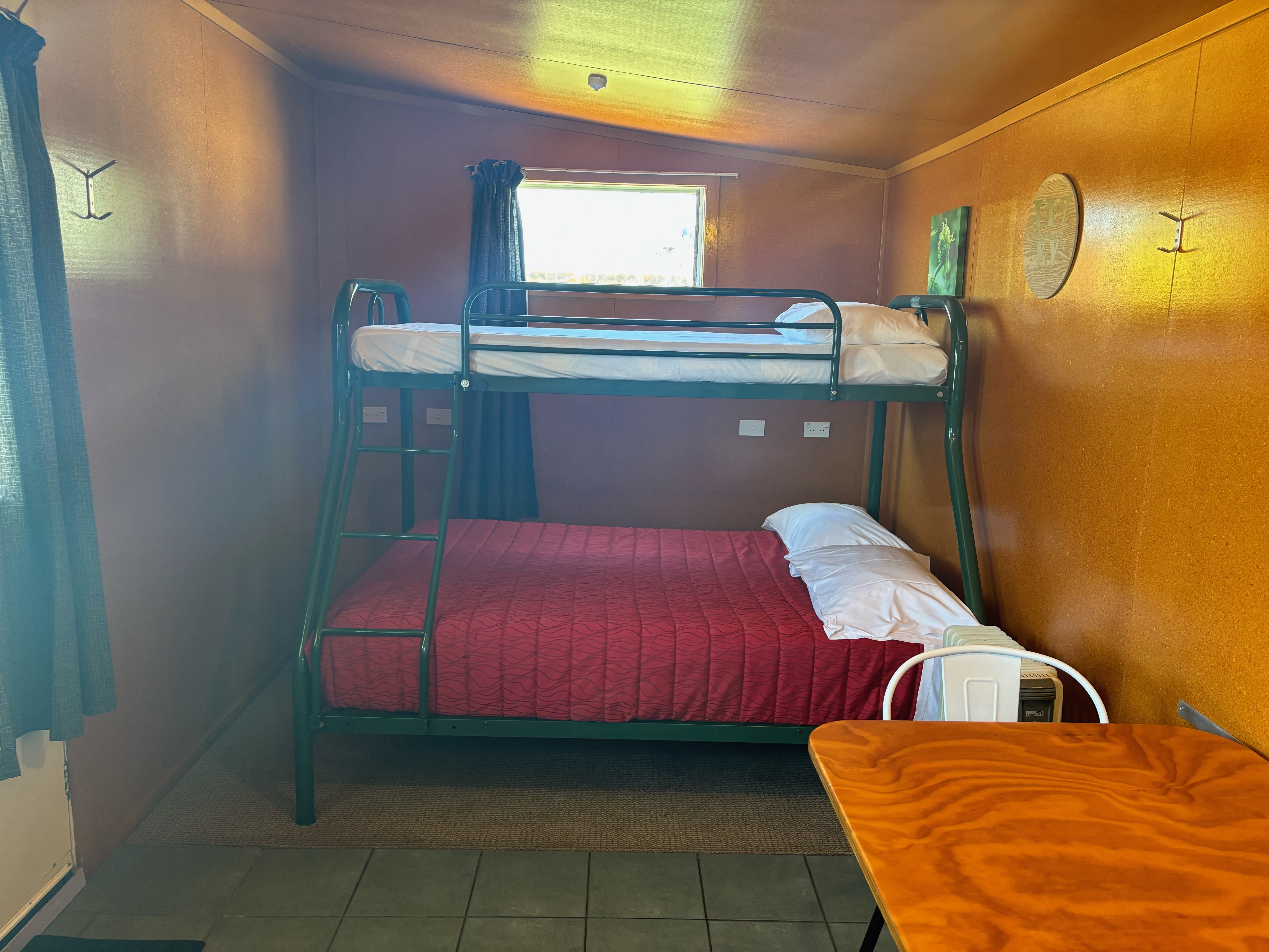 Basic Cabin (Triple)