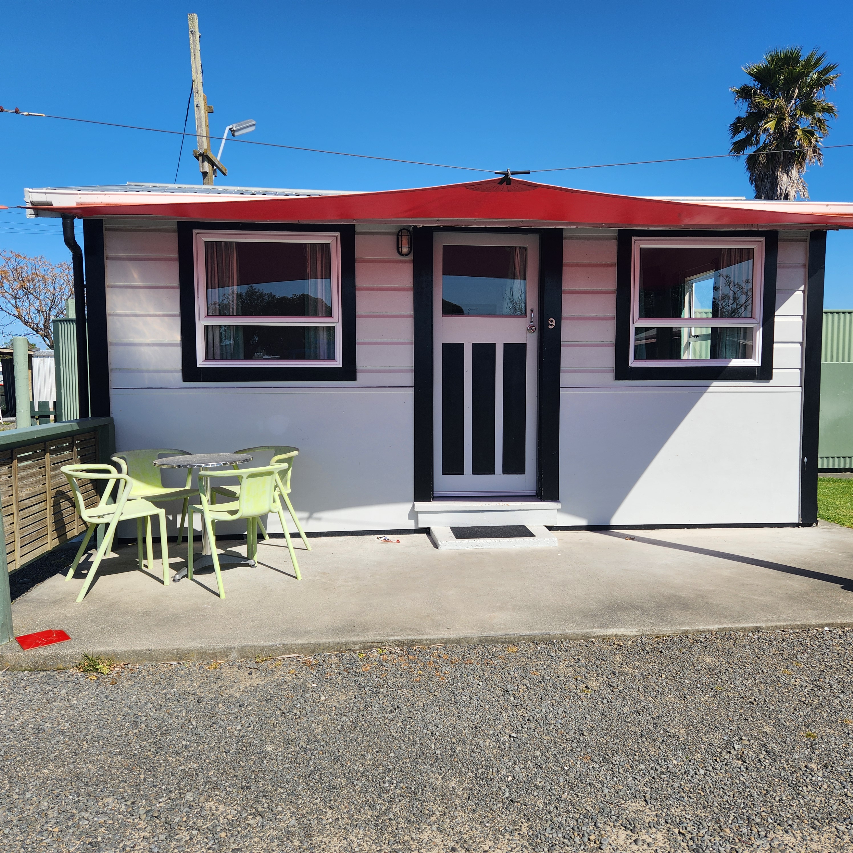 Deluxe Family Cabin (5 persons)